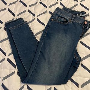 Gloria Vanderbilt jeans